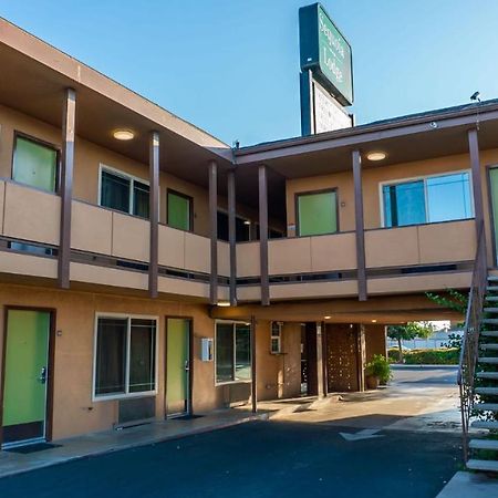 Sequoia Lodge Visalia Exterior foto